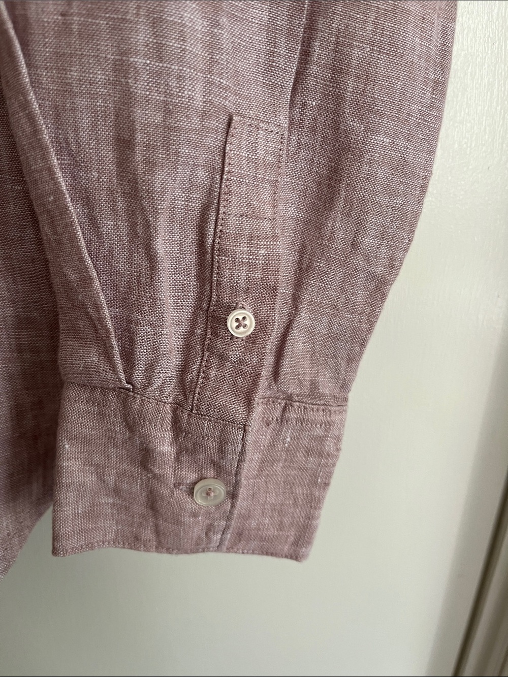 Quince 100% Linen Button-Up Shirt- Limited Edition Pink Chambray- Women’s Large - Picture 5 of 8